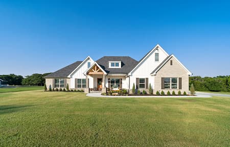 How Redline Homes Makes Custom Home Building Stress-Free